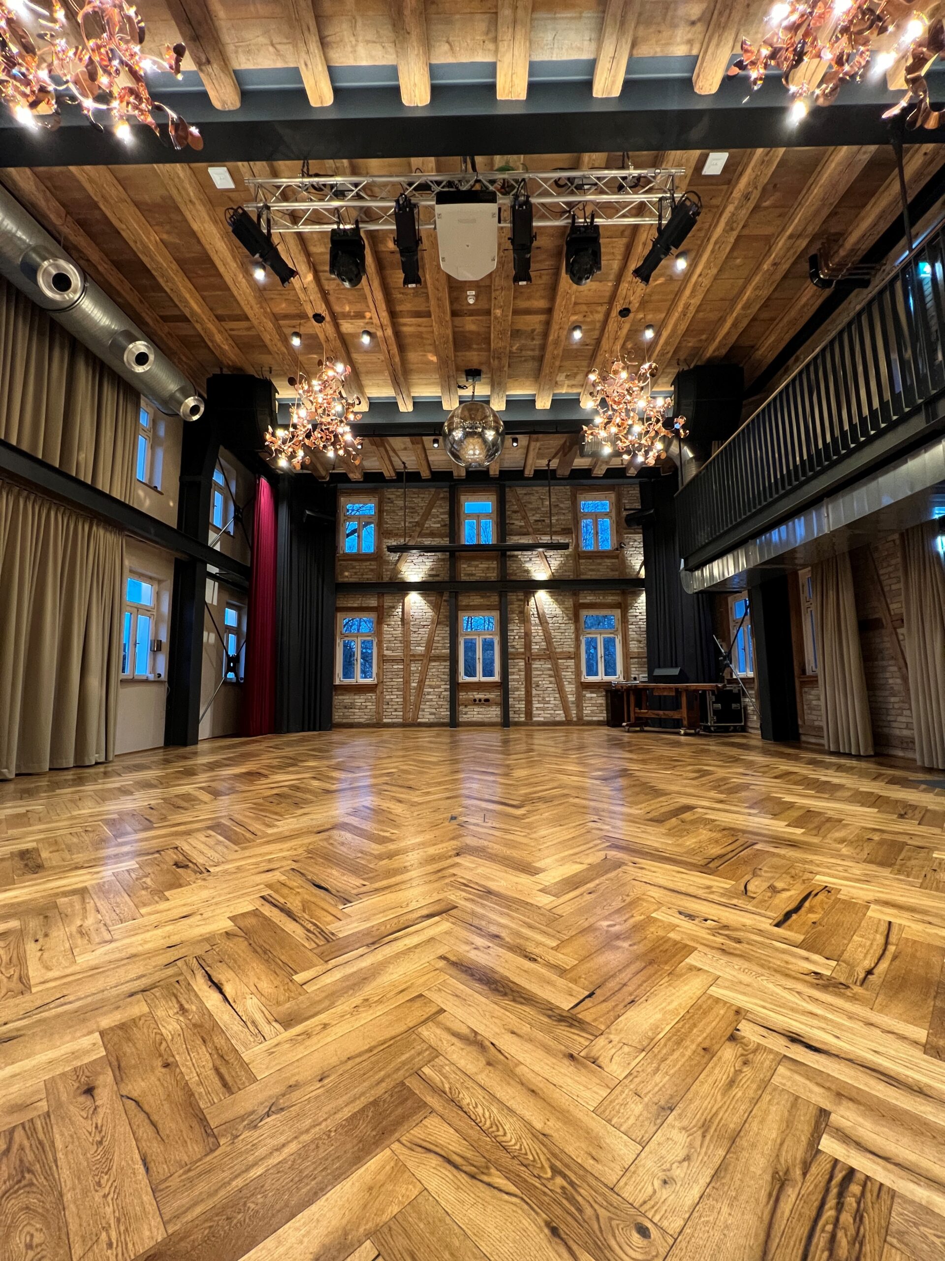 Firmenveranstaltung-Eventlocation-Loewensaal-5