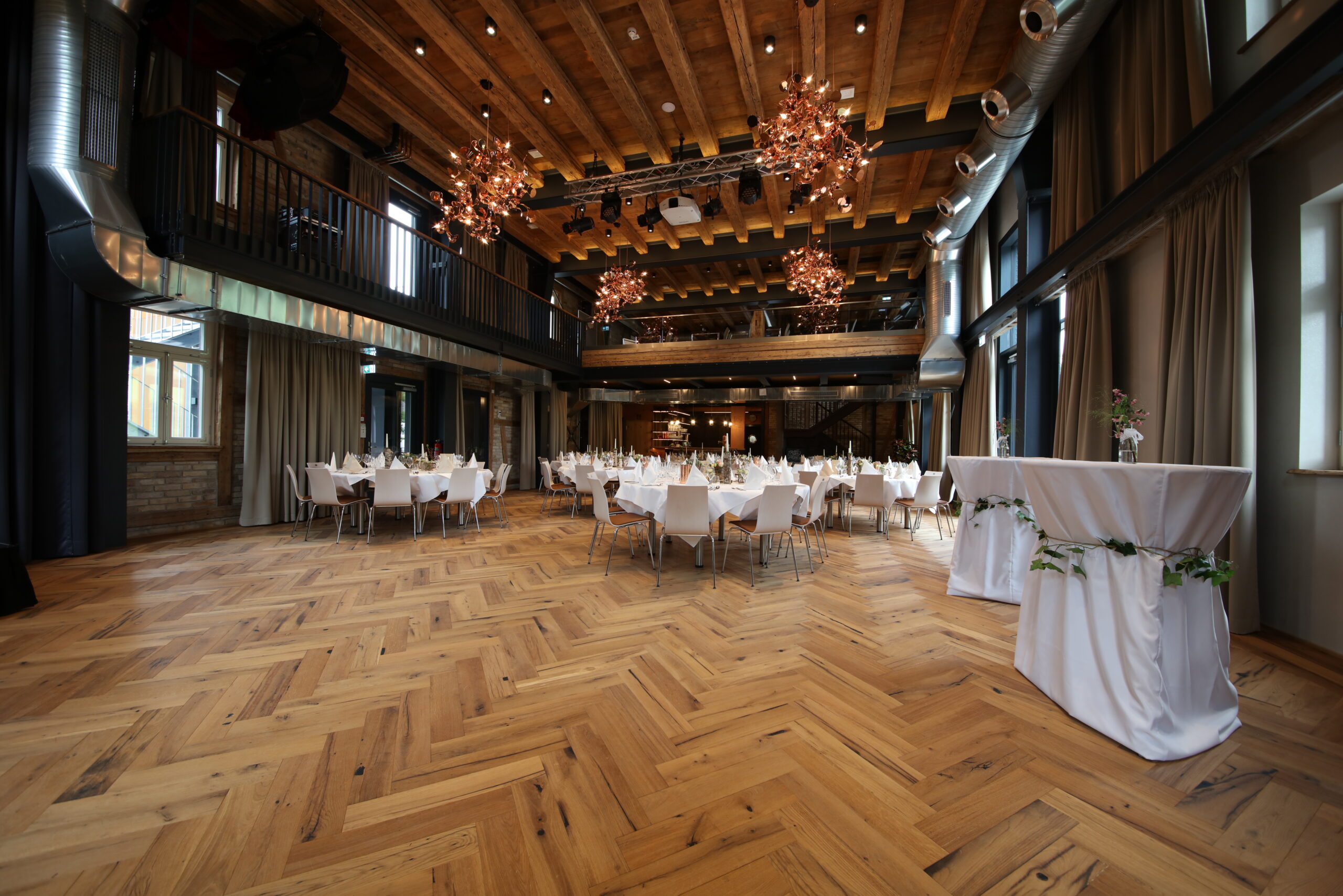 Firmenveranstaltung-Eventlocation-Loewensaal-7